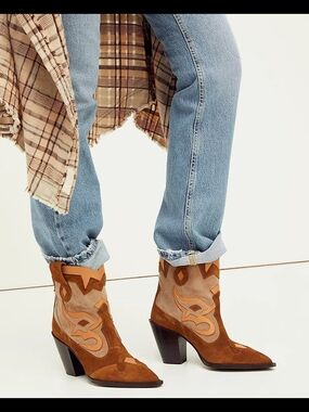 Toral "Golden Girl" Western Boots